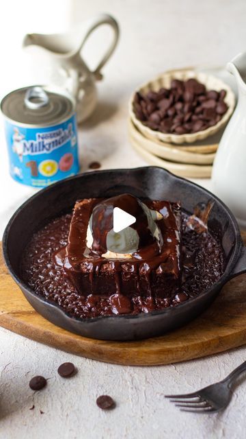 Shivesh Bhatia on Instagram: "Episode 2 of #iMILKMAIDit, a series where I bring to you easy dessert recipes with @milkmaidindia that can be whipped up at home for the perfect indulgent experience✨ Looking for a classic yet indulgent dessert recipe 🥰🤌? Then this sizzling brownie with ice-cream is a total winner 🫶Heavenly combo of decadent chocolate brownie and yummy vanilla ice-cream✨, this is definitely the dessert of your dreams ❤️ Try this recipe today and share it with us using #iMILKMAIDit 🙋‍♂️Also, don’t forget to check out more such delicious recipes on www.milkmaid.in ✨  Ingredients: ✨1/2 cup dark chocolate ✨2 tbsp butter ✨1/2 tin MILKMAID  ✨4 tbsp all purpose flour  ✨2 tbsp cocoa powder ✨1/4 tsp baking powder  Method: 1. Melt butter and chocolate over a double boiler or in a mi Milkmaid Recipes Desserts, Sizzling Brownie With Ice Cream, Milkmaid Recipes, Sizzling Brownie, Vanilla Ice Cream Recipe, Brownie Ice Cream, Easy Dessert Recipes, Milk Cake, Double Boiler