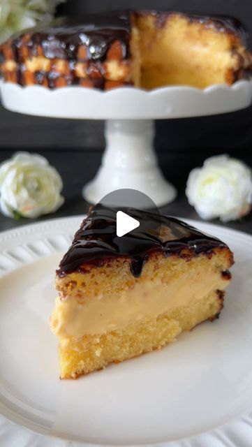 17K likes, 134 comments - foodwithstyle on June 7, 2024: "Boston Cream Pie Recipe 🤍

Enjoy this classic Boston Cream Pie recipe, a delicious dessert that combines creamy vanilla custard and shiny...". Vanilla Custard Filling, Bakery Oven, Boston Cream Pie Recipe, Boston Cream Cake, Fresh Fruit Cake, Dessert Recipies, Boston Cream Pie, Kid Desserts, Cream Pie Recipes