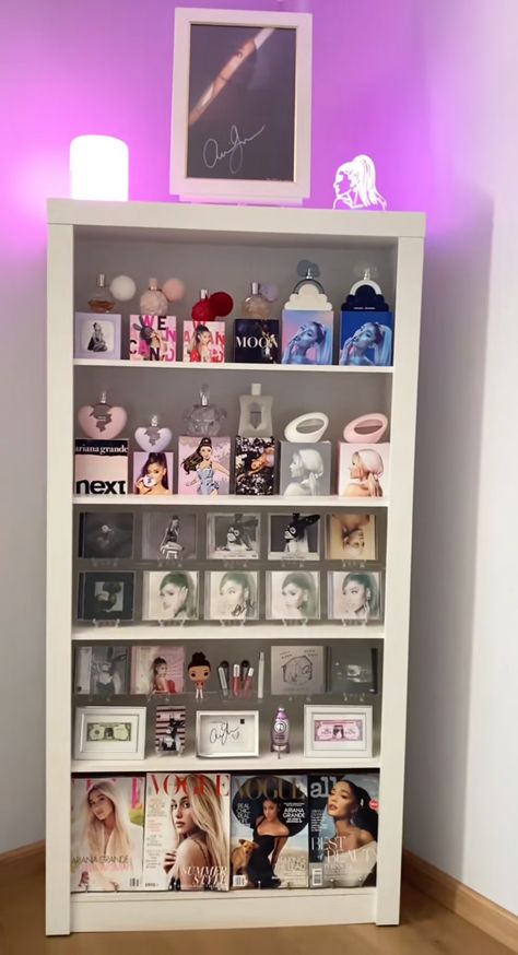 Ariana Grande Merch Collection, Ariana Grande Room, Ariana Grande Collection, Ariana Grande Poster, Ariana Grande Anime, Ariana Perfume, Music Bedroom, Ariana Grande Fragrance, Ariana Grande Images