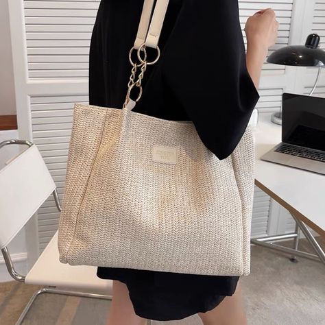 Bag Catalogue, Korean Tote Bag, Korean Bag, Handbag Ideas, Favorite Handbags, Canvas Ideas, Fancy Bags, Sling Bags, Fancy Jewellery