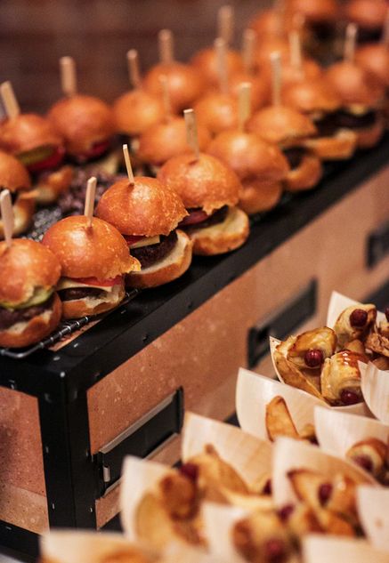 Burger Station Wedding, French Fries Wedding, Hamburger Station, Fries Wedding, Sausage In A Blanket, Burger Station, Hamburger Bar, Slider Station, Gourmet Hamburgers