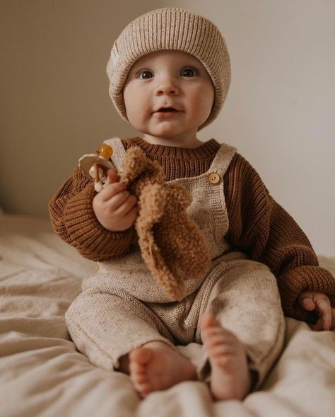 H&m Newborn, One Year Old Outfits Boy, Classy Baby Boy Outfits, Baby Boy Aesthetic Newborn, Baby Boy Clothes Aesthetic, Baby Boy Style Newborn, Baby Boy Aesthetics, Newborn Outfits Boy, Baby Boy Fall Outfits