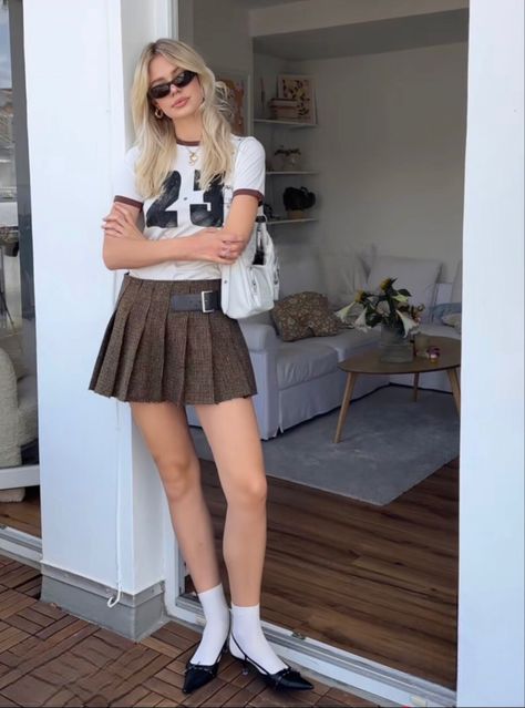 Brisbane Fashion, Minimalistic Outfits, Girly Fits, Fashion Catalogue, Teen Fashion Outfits, Fashion Killa, Spring Summer Fashion, Brisbane, Aesthetic Clothes