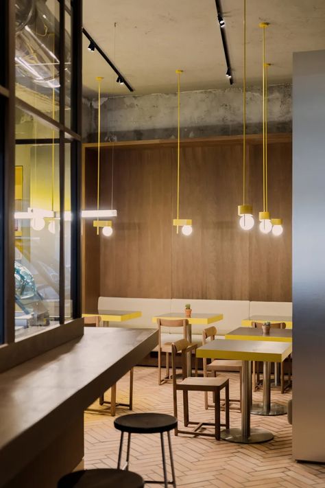 lat.ino, Ricardo Seola · Mastro Tortello · Divisare Chipotle Restaurant, Interior Design Yellow, Coffee Shop Lighting, Ramen House, Coffee Shop Concept, Community Kitchen, Industrial Chic Decor, Bakery Interior, Bakery Design Interior