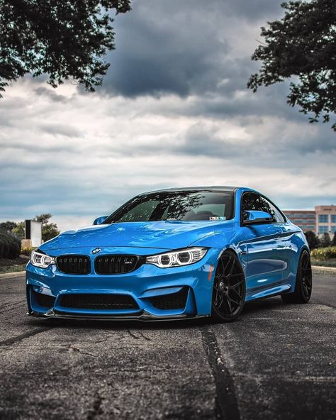 BMW F82 M4 in Yas Marina Blue E60 Bmw, Bike Wallpaper, Bmw Sports Car, Bmw M Series, F82 M4, Chip Foose, Serie Bmw, Dream Cars Bmw, Bmw Sport