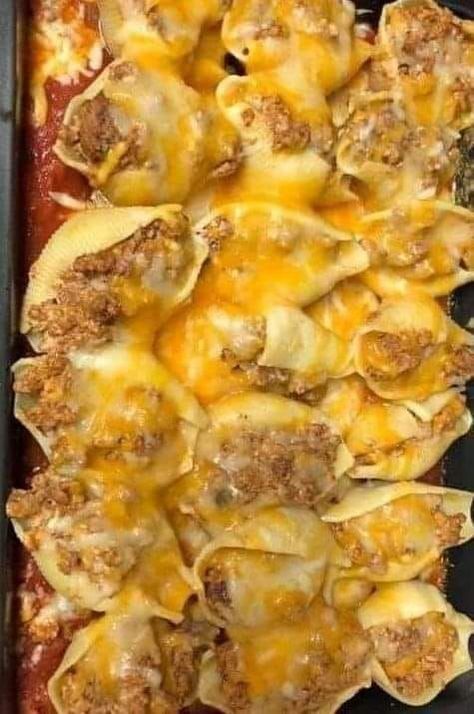 Daily Trends - Mexican Stuffed Shells make for a hearty... Mexican Stuffed Shells, Taco Shell, Jumbo Pasta Shells, Taco Shells, Marinara Sauce Homemade, Pasta Shells, Stuffed Shells Recipe, Cheesy Pasta, Homemade Marinara