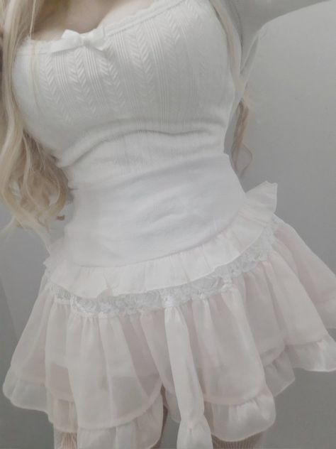 Soft Angel Aesthetic, Gloomy Coquette, White Coquette, Kawaii Outfit Ideas, Doll Aesthetic, Future Outfit, Feminine Outfit, Dress Picture, Insta Photo Ideas