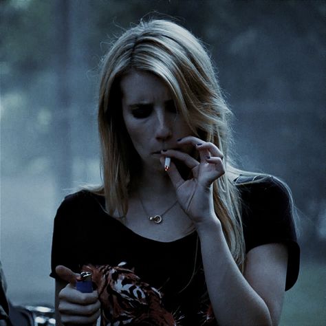 Coven American Horror Story, Emma Roberts Ahs, Madison Montgomery, Ahs Coven, Casual Goth, Portrait Photography Men, Horror Movie Icons, Mazzy Star, Dark Grunge