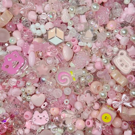 Juju Core, Forbidden Snacks, Bead Confetti, Decora Aesthetic, Cute Beads, Bead Soup, Diy Kandi, Beads Collection, Thread Bracelets