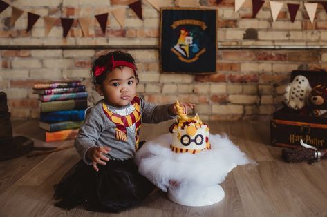 Birthday Photo Shoot, First Birthday Photo, Themed First Birthday, Birthday Cake Smash, First Birthday Photos, First Birthday Cakes, Birthday Photo, Smash Cake, Birthday Photoshoot