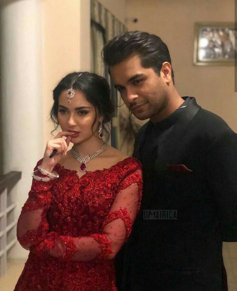 Hania Amir And Asim Azhar, Haniya Amir, Asim Azhar, Red Bridal Dress, Hania Amir, Latest Bridal Dresses, Pakistani Celebrities, Beautiful Love Pictures, Pakistani Actress