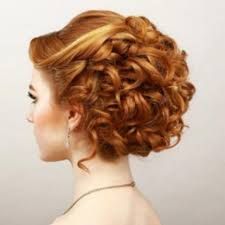 Flapper Hair, Short Hair Bride, Bouffant Hair, Asymmetrical Hairstyles, Hairstyles With Glasses, Red Hair Woman, 1920s Style, Shoulder Hair, Funky Hairstyles