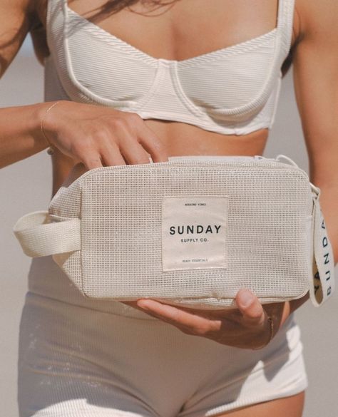 Elevate your coastal day with our Mesh Accessories Pouch 🤎 Made from our new recycled mesh material, in our signature colours to compliment your other beach essentials. Beach Pouch Bag, Mesh Accessories, Beach Products, Swim Bag, Beauty Bags, Pouch Packaging, Swimming Bag, Beach Umbrella, Beach Essentials