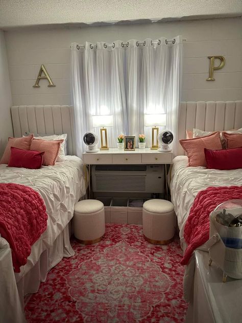 Dorm Room Ideas For Two People, Teen Shared Bedroom Ideas Sisters, Matching Dorm Room Ideas Roommate, Cute Dorm Rooms For Two, Teen Shared Bedroom, Classy Dorm Room, Collage Dorm Room, University Room, Collage Dorm