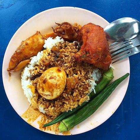 Top 10 Best Nasi Kandar in Penang You Need To Try (Updated) Nasi Kandar, Penang Food, Egg Curry, Hot Soup, First Bite, White Rice, Boiled Eggs, Lunches And Dinners, Fried Chicken