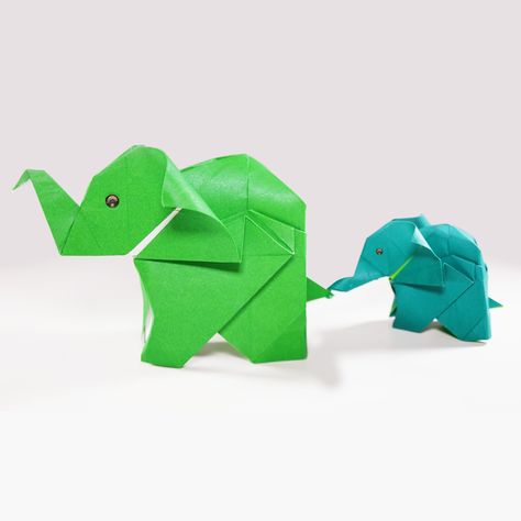 How to make a Paper Elephant Easy (Fumiaki Kawahata) - Paper Crafts Origami #paper #crafts #origami #crafts #easyorigami #basteln #paperelephant #3dpaperelephant #코끼리 #종이접기 #papierelefant #elephant origami,fumiaki kawahata 3d Paper Animals, Origami Envelope Easy, Star Paper Craft, Origami Pig, Paper Elephant, Origami Star Paper, Origami Turtle, Hearts Paper Crafts, Origami Cube