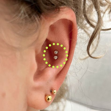 Shereene Idriss, Unique Ear Piercings, Ear Piercings Chart, Piercing Chart, Cool Ear Piercings, Pretty Ear Piercings, Cool Piercings, Cute Ear Piercings, Cute Piercings