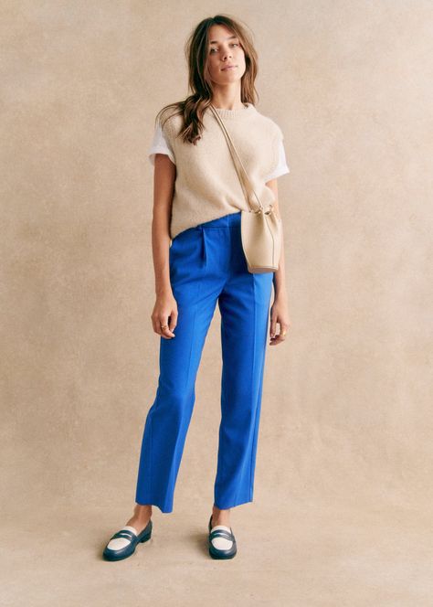 Tailored Wide Leg Blue Pants, Electric Blue Pants Outfit, Blue Dress Pants Outfit, Relaxed Fit High-waisted Blue Pants, Chic Blue Wide-leg Pants, Relaxed Blue Wide-leg Pants, Blue Relaxed Fit High-waisted Wide Leg Pants, Electric Blue Pants, Blue Trousers Outfit