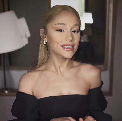 Rem Beauty, Frankie Grande, Ariana Grande Perfume, R E M Beauty, Dangerous Woman Tour, Lgbt Equality, Ariana Grande Style, Ariana Grande Photos, Ariana Grande Pictures