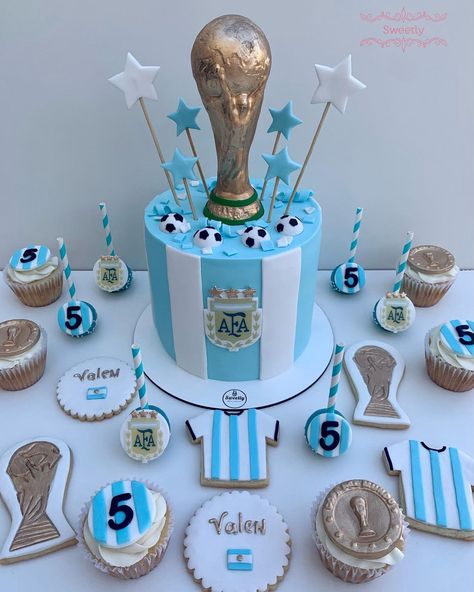 Messi Birthday Party Ideas Argentina, Messi Party Ideas, Messi Theme Birthday Party, Messi Theme Cake, Messi Birthday Party, Argentina Cake, Messi Cake, Messi Birthday, Batman Themed Birthday Party