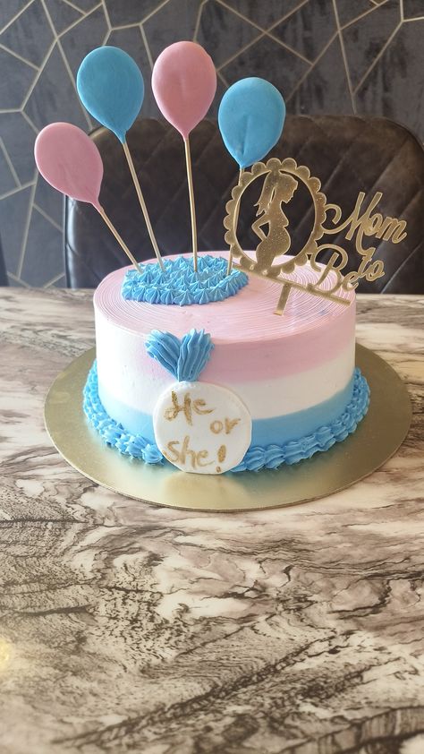 Mom to bethene cake Mom To Be Cake Ideas, Baby Shower Cake Designs Simple, Mom To Be Cake Design, Mom To Be Cake, Baby Shower Cake Designs, Baby Pic, Cake Pictures, Mom To Be, Baby Shower Cake