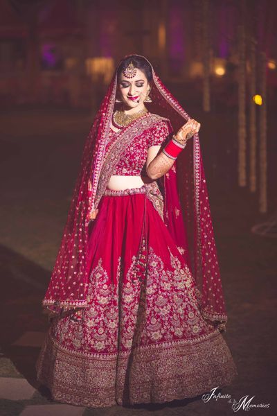 Photo From The Bengali Bride_ Sangeeta’s Wedding and Reception - By Nivritti Chandra शादी की तस्वीरें, Indian Bridal Photos, Bridal Photography Poses, Wedding Lehenga Designs, Muslim Wedding Dresses, Indian Bride Outfits, Bridal Lehenga Collection, Punjabi Bride, Bride Photoshoot