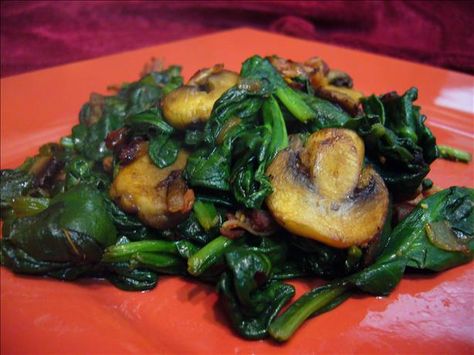 Sauteed Spinach, Mushrooms and Pancetta. Photo by cookiedog Spinach With Bacon, Pancetta Recipes, Thick Cut Bacon, Sauteed Spinach, Spinach Recipes, Spinach Stuffed Mushrooms, Veggie Side Dishes, Spinach Stuffed Chicken, Vegetable Sides