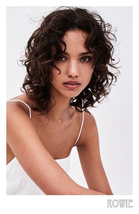 Rae Rodriguez, Short Wavy Haircuts, Natural Curly Hair Cuts, Curly Hair Photos, Wavy Haircuts, Short Curly Haircuts, Haircuts For Wavy Hair, Haircuts For Curly Hair, Wavy Curly Hair