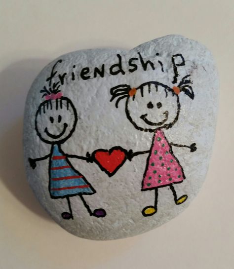 Marsha Rock Painting Friends, Stick People, Easter Egg Art, Diy Rock Art, Stone Art Painting, Painted Rocks Kids, Painted Rocks Craft, Painted Rocks Diy, Rock Painting Patterns