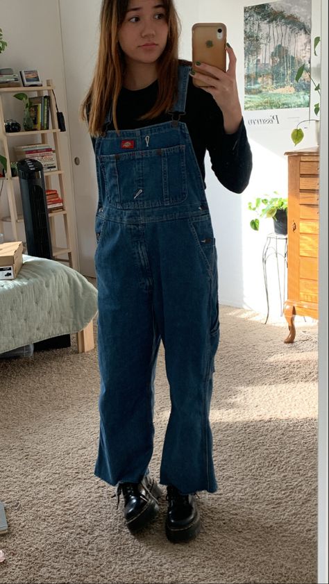 thrifted outfits fashion dickies overalls jean overalls Dickies Overalls Women, Dickies Overalls Outfits Women, Dickies Overalls Outfit, Denim Overalls Outfit, Dickies Outfit, Farm Outfit, Dickies Overalls, Overalls Outfits, Overalls Fashion