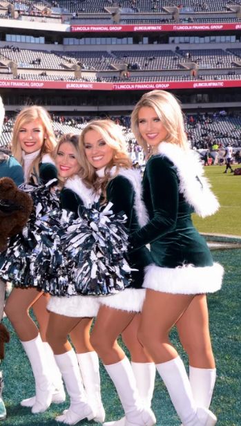 Philadelphia Eagles Cheerleaders, Eagles Cheerleaders, Philadelphia Eagles Logo, Eagles Logo, Post Grad Life, Football Cheerleaders, Post Grad, Nfl Cheerleaders, Philadelphia Eagles