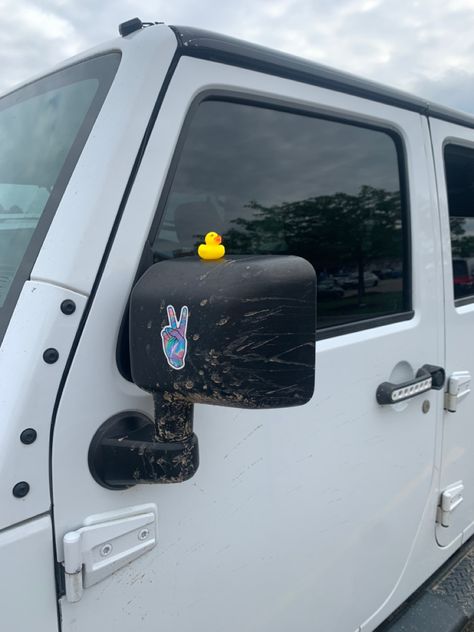 Jeep Ducks On Dash, Cute Jeeps, Jeep Ducks, Duck Duck Jeep, Vibe Board, Car Jeep, Jeep Stickers, White Jeep, Duck Duck