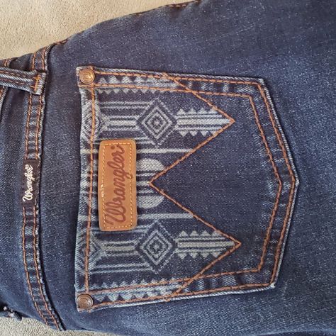 Brand New! Never Worn, Washed And Dried One Time. Super Cute Hard To Find Pocket Design. Measurements Are In The Photos. Jeans Wrangler Women, Wranglers For Women, Jean Rack, Country Boy Gifts, Western Hippie Fashion, Kimes Jeans, Western Horse Tack Turquoise, Western Closet, Womens Western Wear