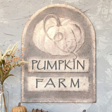 Hello friends! What a fun pumpkin farm sign featuring a distressed metal finish adding vintage farmhouse style to your Fall decor this season. Wall Art Above Couch, Pumpkin Cottage, Art Above Couch, Art Arrangement, Blue Harvest, Fall Farmhouse Decor, Friends Gift Ideas, Pumpkin Pictures, Chalk Couture Ideas