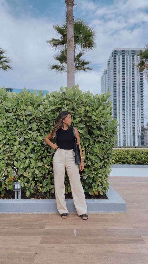 Miami Work Trip Outfits, Miami Office Outfit, Clean Girl Aesthetic Outfits Work, Miami Professional Outfits, Effortless Pants Aritzia Outfit Work, Summer Workwear Mid-rise Pants, Friday Work Outfit Spring, Work Lunch Outfit, Casual Friday Work Outfits Spring