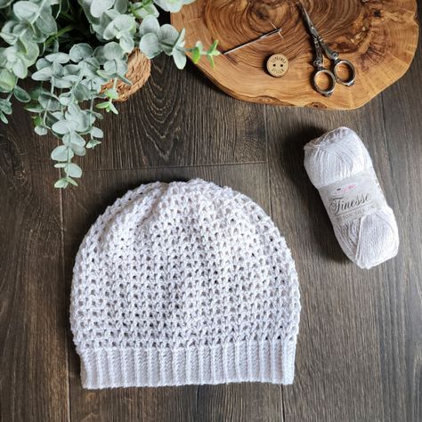 Hat Free Crochet Pattern, Slouch Hat Pattern, Easy Crochet Hat Patterns, Crochet Slouch Hat, Local Yarn Shop, Easy Crochet Hat, Crocheted Hats, Design Crochet, Crochet Clothing