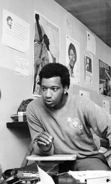 Black Panthers Movement, Black American Culture, Fred Hampton, The Black Panther Party, Black Empowerment, Black Leaders, Black Figure, Black Panther Party, The Black Panther