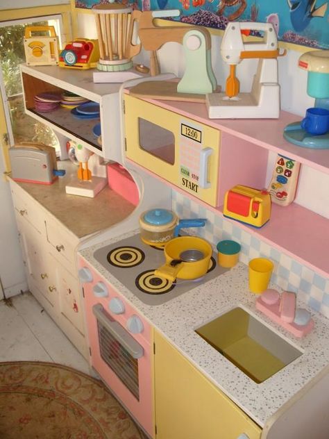 1000+ images about play house on Pinterest | Playhouse Plans ... Outdoor Play House, Girls Kitchen Set, Baby Play House, Cubby House Ideas, Playhouse Interior, Playhouse Plans, Backyard Playhouse, Build A Playhouse, Lovely Kitchen