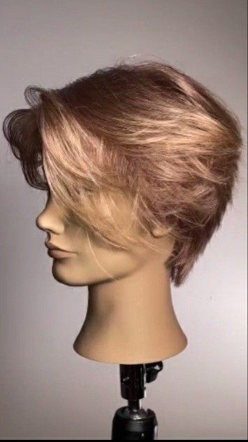 Curtain Hairstyle, Tomboy Hairstyles, Hairstyle Men, Short Hair Tomboy, Short Grunge Hair, Girls Short Haircuts, Hair Inspiration Short, Shot Hair Styles, Hair Stylist Life