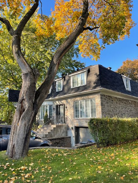 A Fall day in Hamsptead neighbourhood, Montreal #montreal #fall #autumn #house #architecture #home Montreal Home, Montreal Fall, Autumn House, Canada House, Suburban House, Save File, Architecture Home, Halloween Wallpaper Iphone, Of Montreal