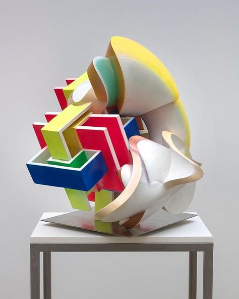 Sprueth Magers (@spruethmagers) • Instagram photos and videos Frank Stella Sculpture, Frank Stella, Lay Me Down, Art Accessories, Sculpture, Ceramics, Instagram Photos, Furniture, Instagram