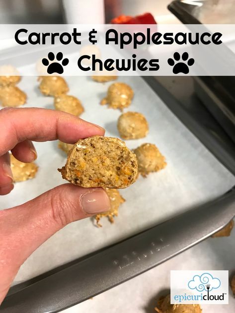 Carrot Applesauce, Pet Recipes, Soft Dog Treats, Homemade Dog Cookies, Puppy Beagle, Easy Dog Treat Recipes, Beagle Gifts, Boykin Spaniel, Dog Biscuit Recipes