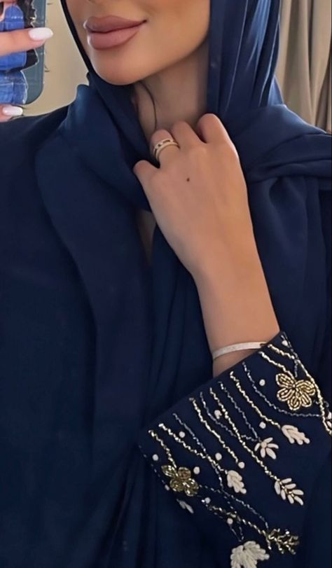 Blue Abaya Designs, Blue Abaya Outfit, Pretty Suits, Abayas Collection, Blue Abaya, Silk Ribbon Embroidery Tutorial, Abaya Outfit, Mode Abaya, Hijabi Aesthetic