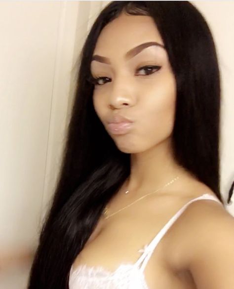 ||Pinterest: @pretty_thugger|| Cuban Da Savage, Cuban Doll, Cute Makeup Looks, Brunette To Blonde, Money And Happiness, Photoshoot Inspiration, Cute Makeup, Barbie Girl, Pretty Woman