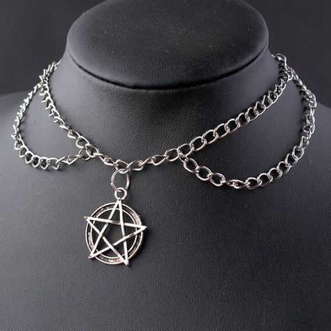 Double Chain Necklace Silver, Supernatural Pentagram, Swag Clothes, Pentagram Necklace, Emo Stuff, Grunge Jewelry, Edgy Jewelry, Double Chain Necklace, Ur Mom