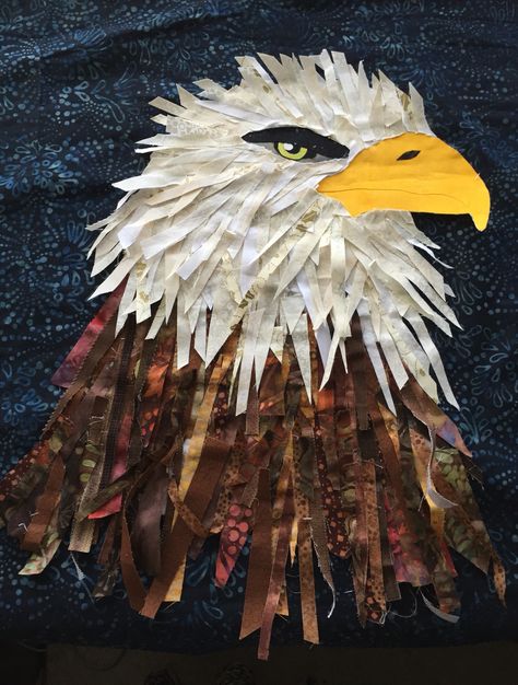 Collage eagle I made with batiks. Montage Art Ideas, Mosaic Eagle, Collage Making Ideas, Patriotic Art Ideas, Native American Art Projects, Textured Paper Art, Paper Collages, Paper Mosaic, Mosaic Animals