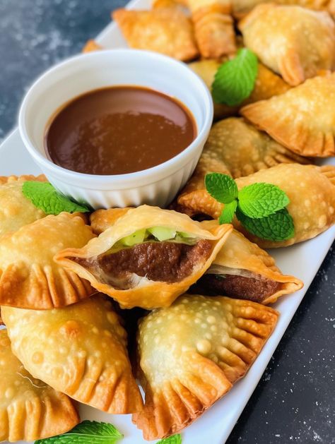 Flavorful Beef Pockets Beef Pockets, Snack To Share, Deep Frying Pan, Favorite Dips, Beef Chili, Corn Kernel, Fresh Ingredients, Smoked Paprika, Chili Powder