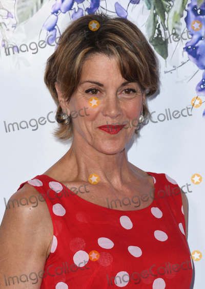 Wendy Malick, Wendie Malick, Celebrity Photo, Photo Site, Wavy Curly Hair, Coast To Coast, Hallmark Channel, Aging Gracefully, Photo Library