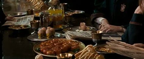 Hogwarts Food, Potter Aesthetic, Hogwarts Dr, Harry Potter Food, Food Breakfast, Harry Potter Aesthetic, School Food, Pumpkin Pie, Hogwarts