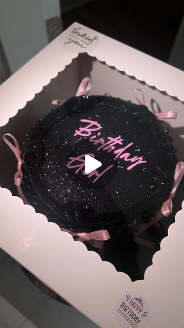 Pamela Anaele on Instagram: "Birthday Girl!! Black cakes😍😍😍. 6 inch black vintage coquette round cake with glitter. #baltimorebaker #baltimorecakes #blackcake #blackglitter #birthdaycake #vintagecake #dmvbaker #dmvcakes #cakereels #caketrends #trendingreels #cakesofinstagram #instacake #cutecake #blowthisup #customcake #glittercake #luxurycakes #birthdaycake #pinkandblack #coquette #coquettecake #birthdaygirl" Pink And Black 21st Birthday Cake, 18th Birthday Cake Black And Pink, Cakes For 19th Birthday Girl, Black And Pink Birthday Cake, Round Vintage Cake, Pink And Black Birthday Cake, Black Vintage Cake, Black And Pink Cake, Black Glitter Cake